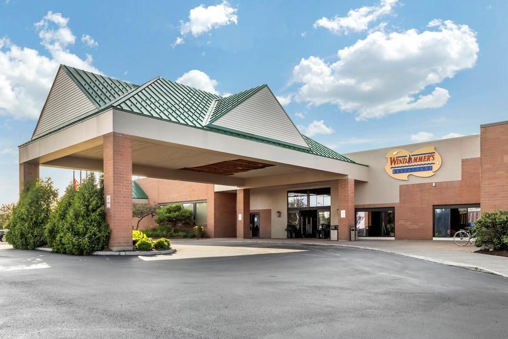 Clarion Hotel Conference Center On Lake Erie Dunkirk Bagian luar foto