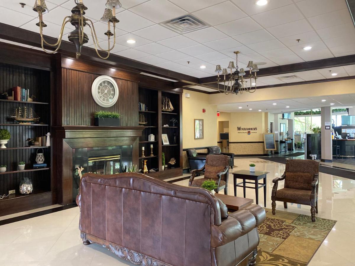 Clarion Hotel Conference Center On Lake Erie Dunkirk Bagian luar foto