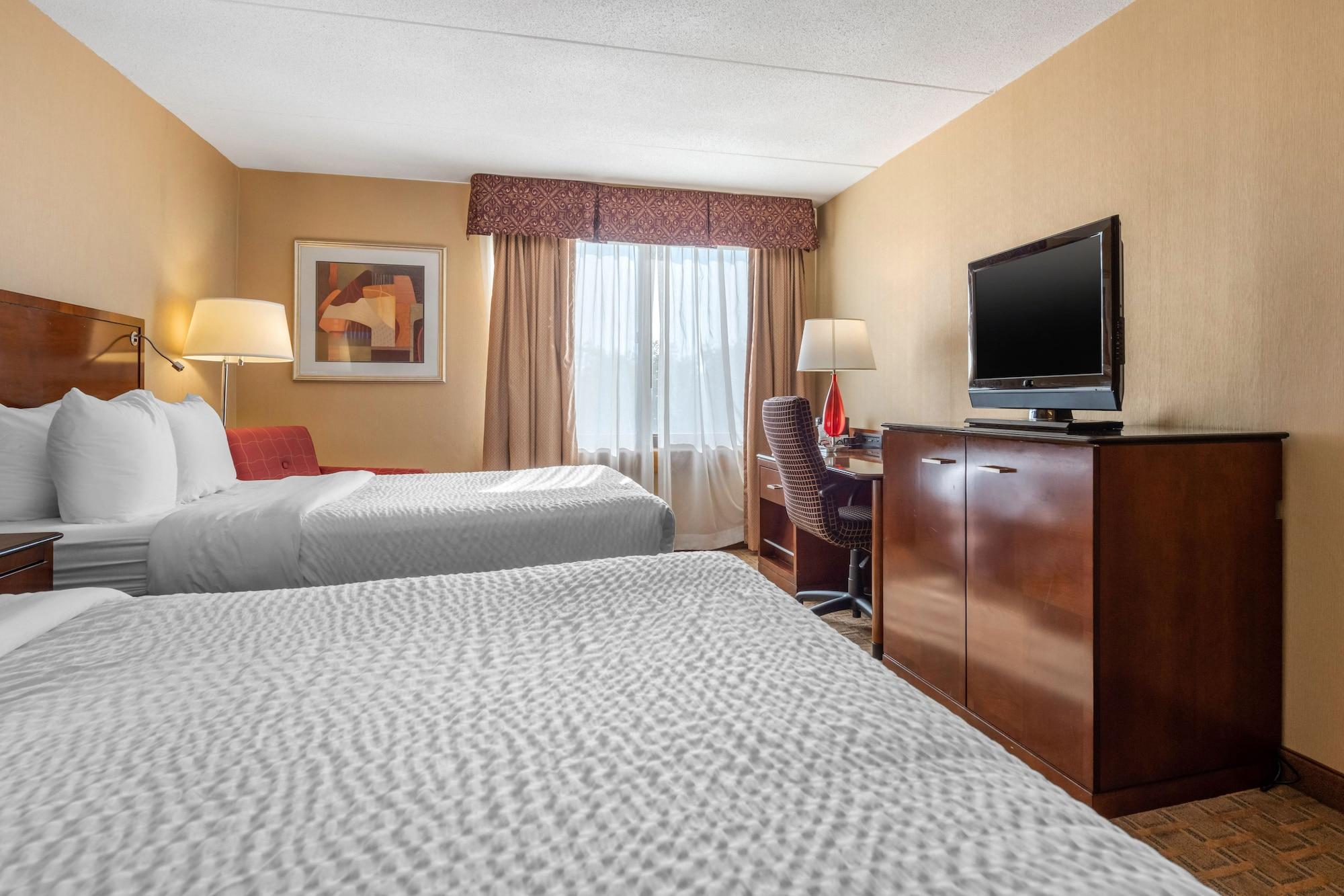 Clarion Hotel Conference Center On Lake Erie Dunkirk Bagian luar foto