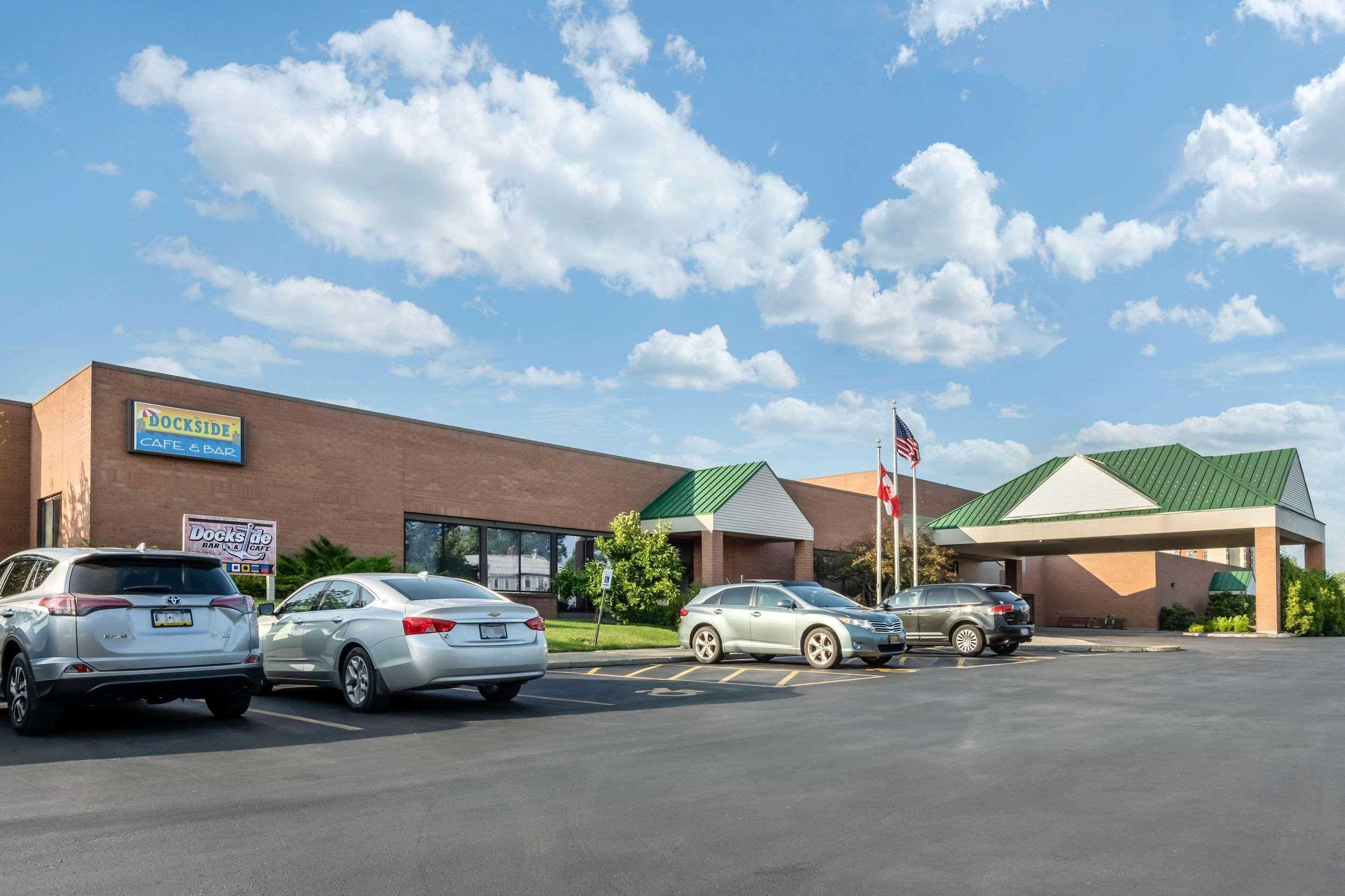 Clarion Hotel Conference Center On Lake Erie Dunkirk Bagian luar foto