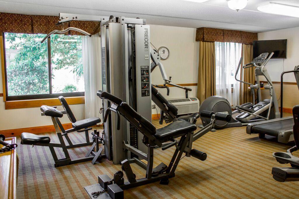 Clarion Hotel Conference Center On Lake Erie Dunkirk Bagian luar foto