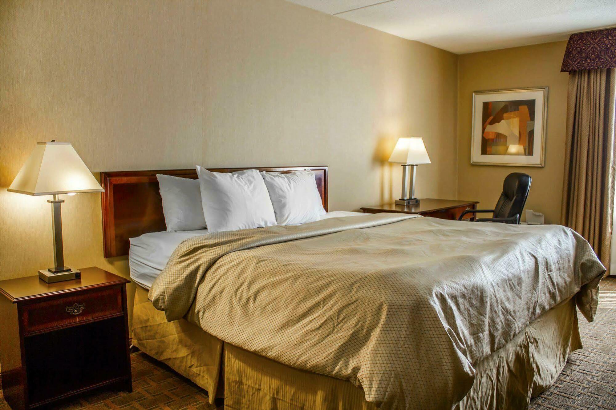 Clarion Hotel Conference Center On Lake Erie Dunkirk Bagian luar foto